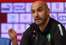وليد الركراكي يفسر القرار المثير للجدل ويؤكد: الإصابة هي السبب الوحيد، وليس هناك أي خلفيات أخرى.