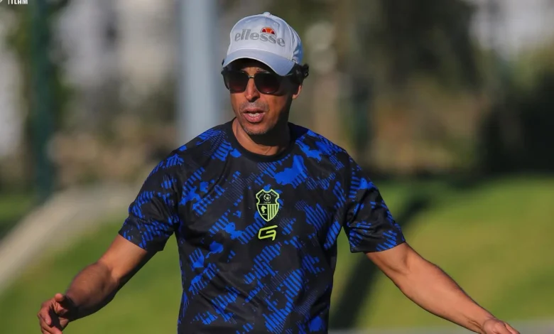 اتحاد طنجة يضم المدرب الفرنسي سيرج رومانو إلى طاقمه الفني