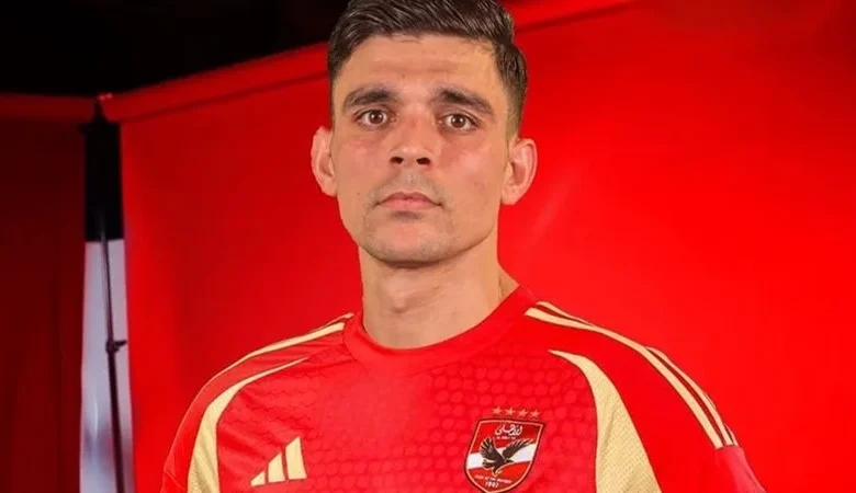 بن شرقي: طموحي التتويج بدوري أبطال إفريقيا مع الأهلي.. والجماهير تستحق الأفضل