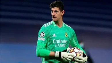 تيبو كورتوا يمدد عقده مع ريال مدريد حتى 2027
