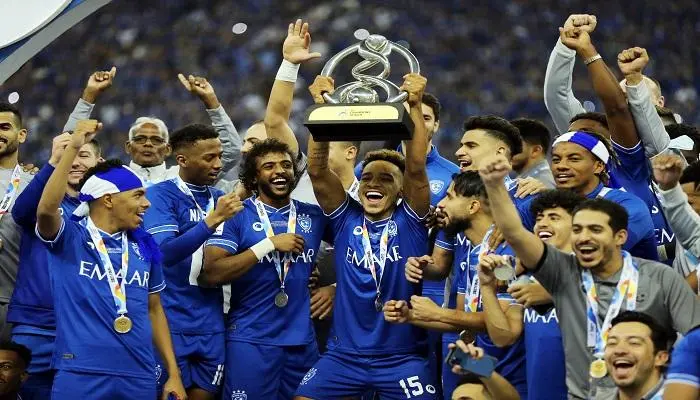 كم عدد ألقاب وبطولات الهلال السعودي ؟