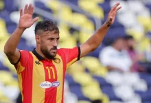 اللاعب الجزائري يوسف بلايلي في قبضة الشرطة الفرنسية بعد مشاجرة جوية مثيرة