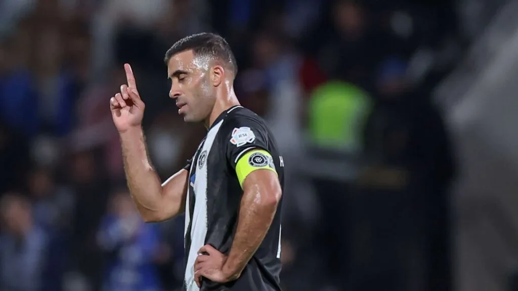 هل يغادر حمد الله والشويرخ؟.. الإدارة ترد بشكل قاطع